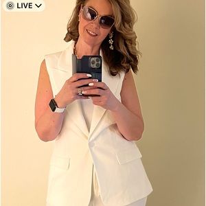 Meet your Posher, Larae